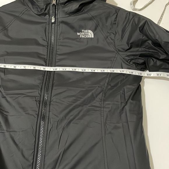 SOLD Reversible jacket north face jacket. - Picture 10 of 12